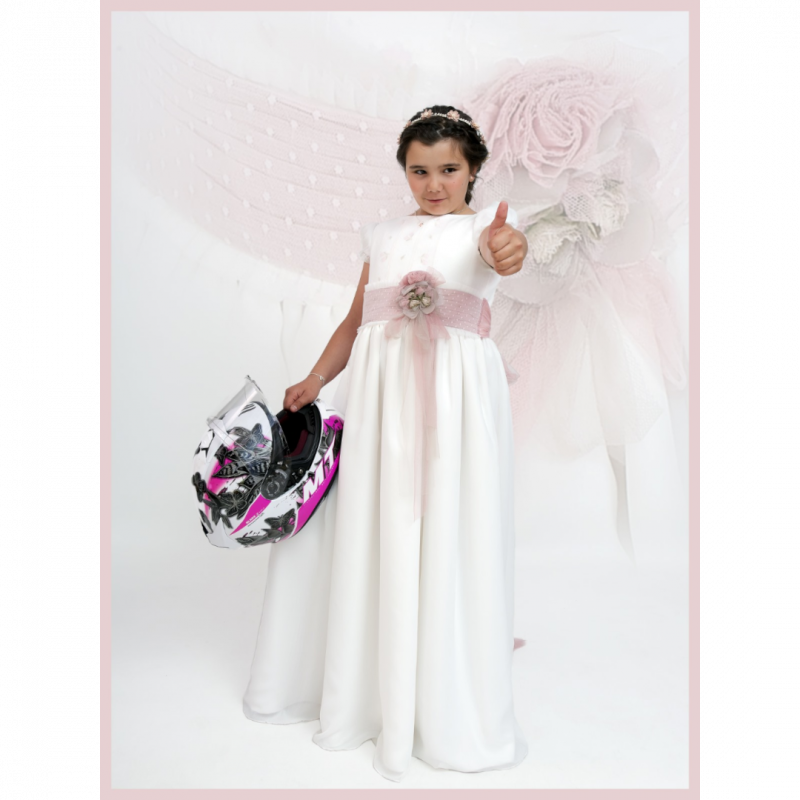 Cómo reflejar la personalidad de tu hijo en su álbum de Comunión en Valladolid