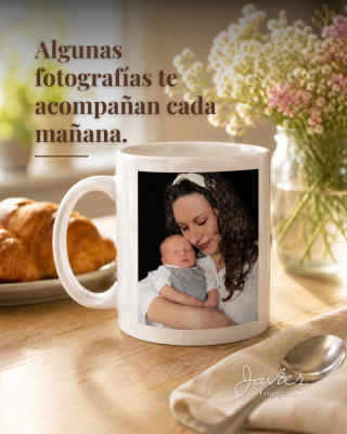 Taza personalizada con fotografía impresa, ideal como regalo original para conservar recuerdos especiales en Valladolid.