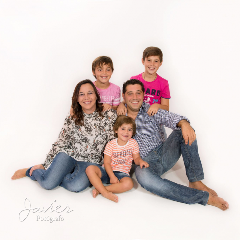 Sesiones de fotos en familia. Foto Estudio Javier